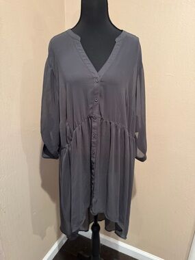 Torrid Slate Gray Sheer Lightweight High/Low Tunic with Button Up Sleeves